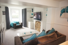 2 bedroom Flat for s...